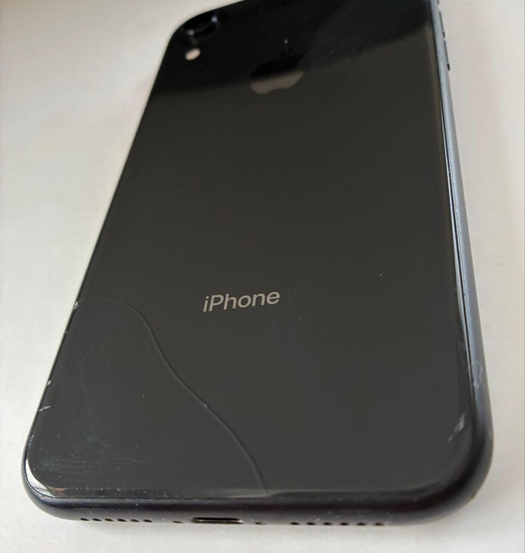 Apple iPhone XR ブラック 画面ひび割れ　ジャンク品
