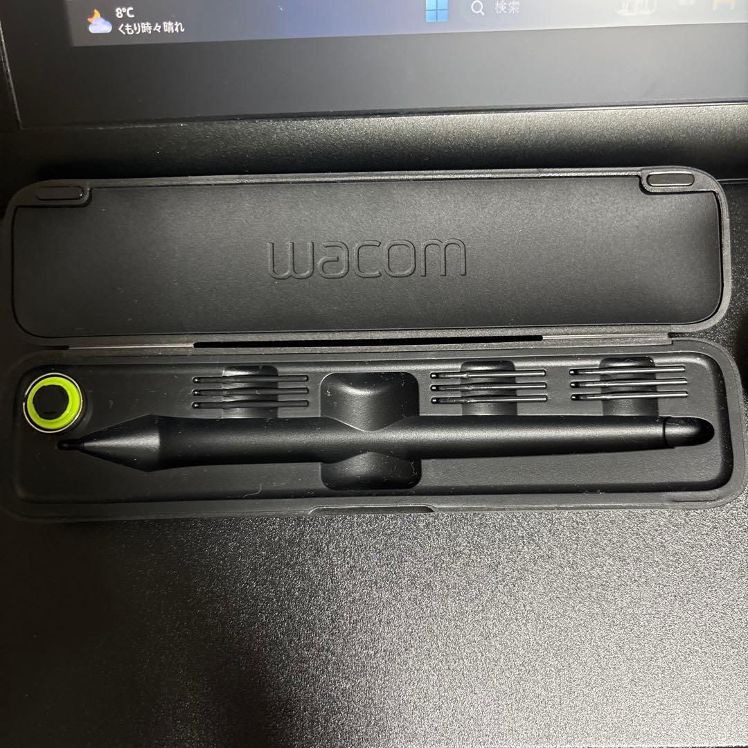 液タブ・ペンタブ Wacom Cintiq 13HD