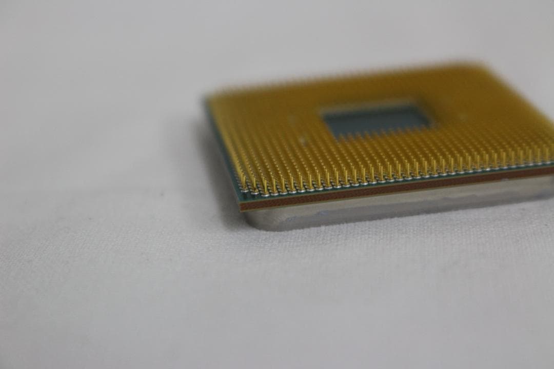 AMD Ryzen 7 3700X CPU AM4 8コア16スレッド【未確認】
