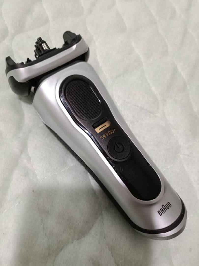 ブラウン最高峰最上位モデル 9577cc 洗浄器対応モデル 新品未使用‼️