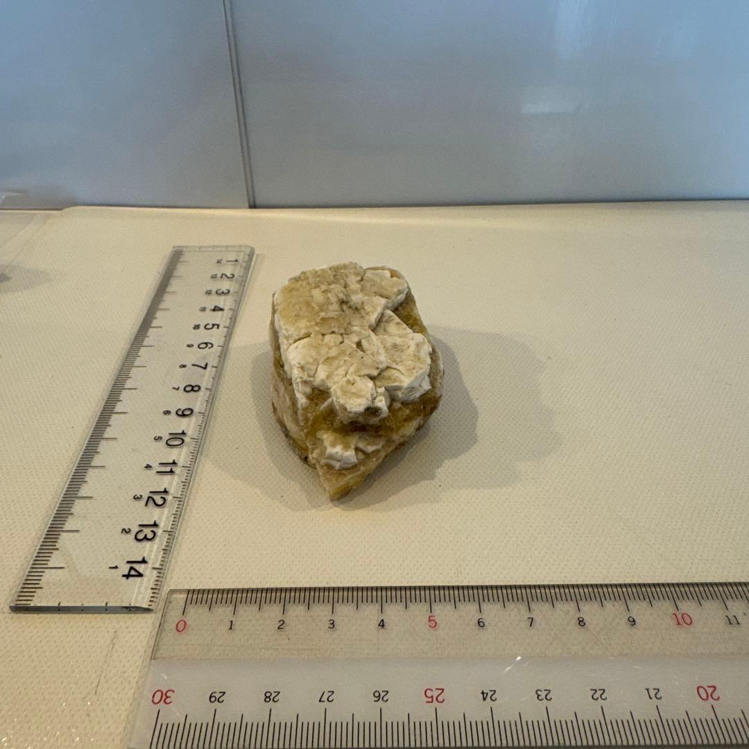 【クルミ様ご検討品】北海道石　然別オパール　蛍光オパール89ｇ