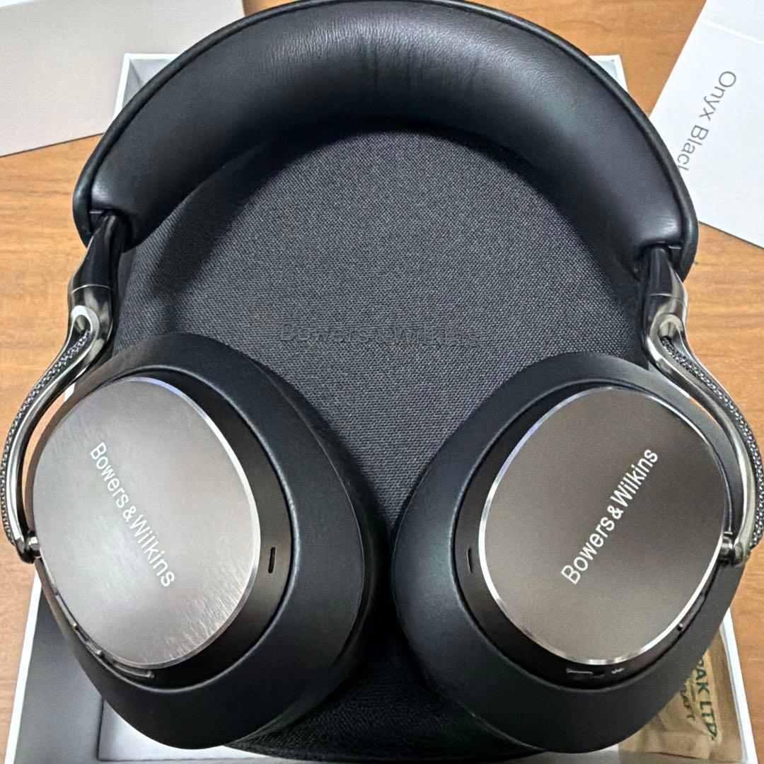 Bowers & Wilkins PX8 S2 ワイヤレスヘッドホン