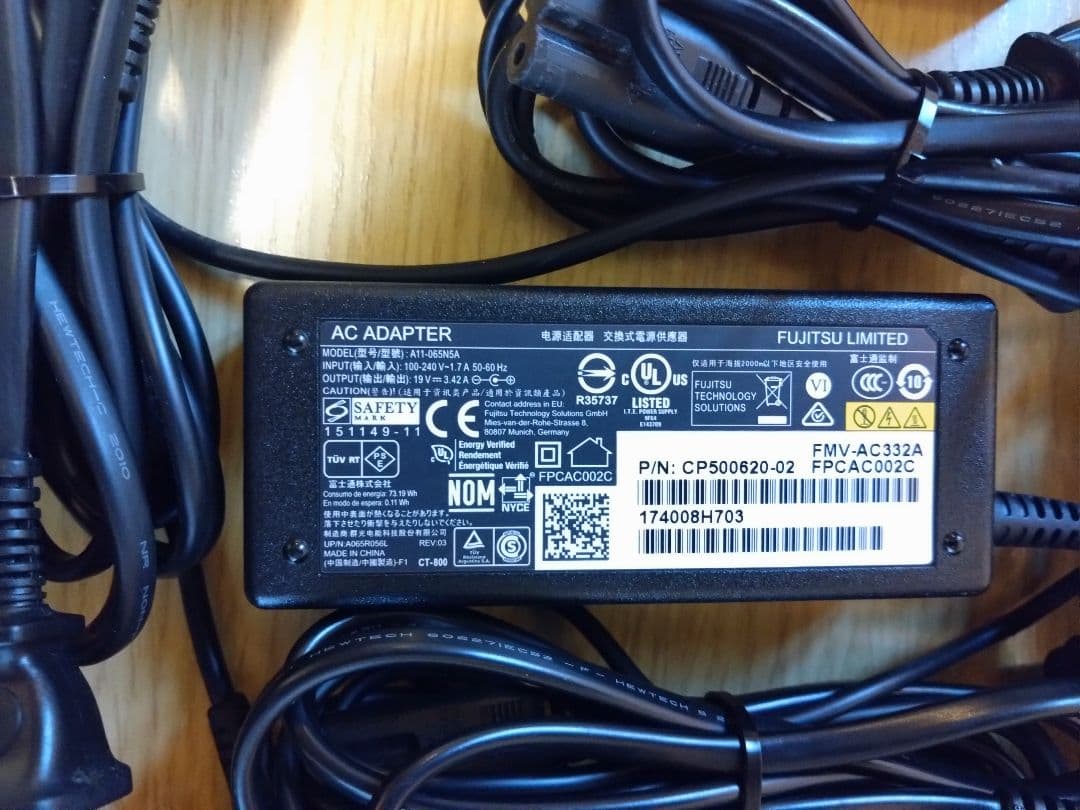 【ジャンク】富士通　LIFEBOOK　A744/H　3台まとめ売り