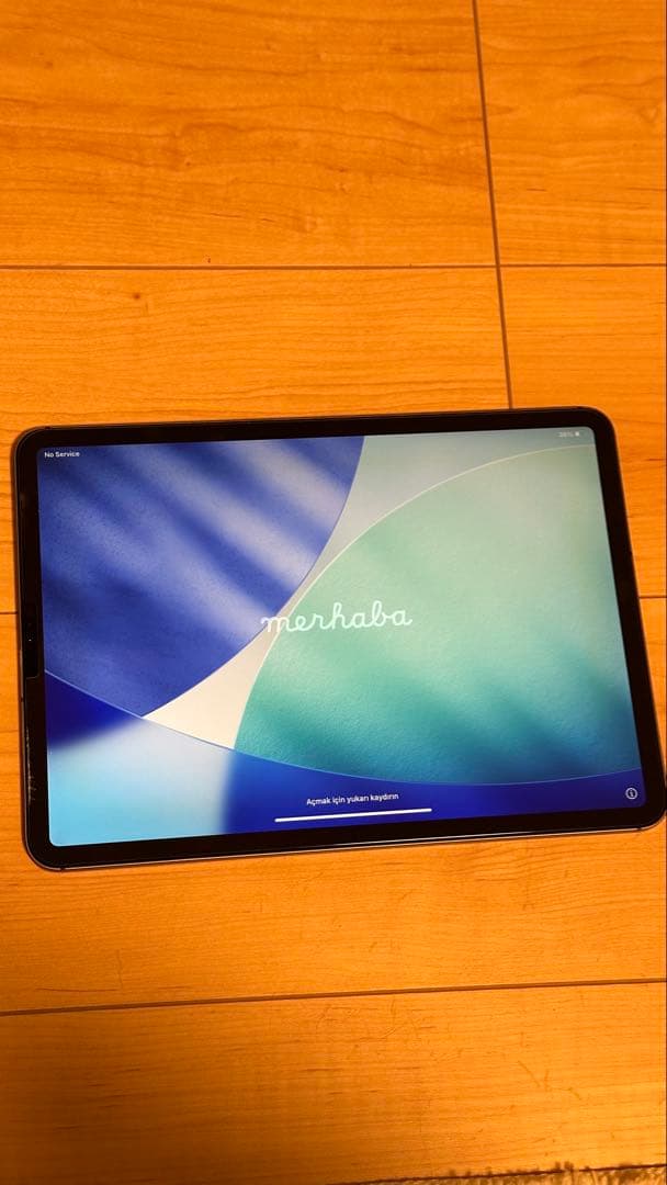 iPad Pro 11インチ 256GB Wi-Fi キーボード付き 初期化済