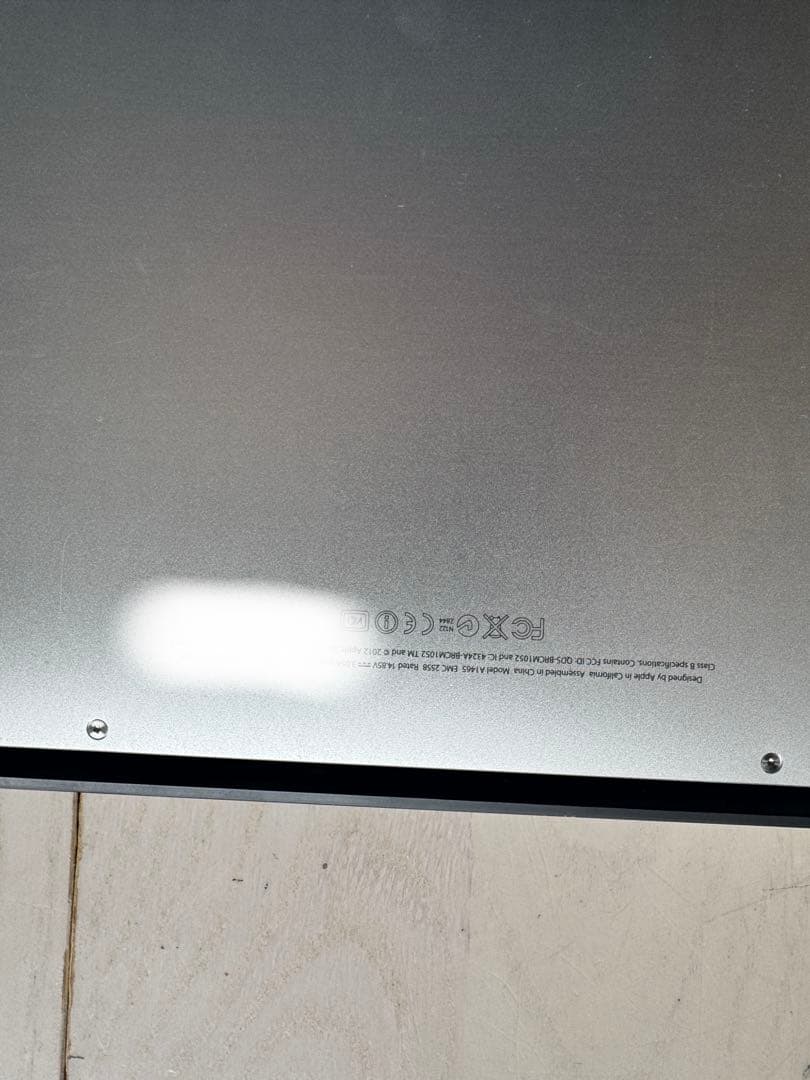 MacBook Air 11インチ Mid 2012 / 2013購入　充電つき