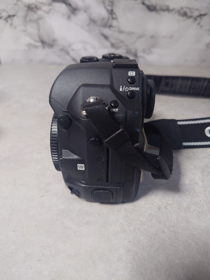 OLYMPUS/オリンパス　E-1 デジタル一眼レフカメラ　※レンズはなし