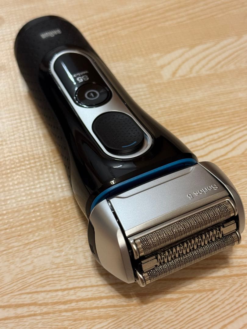 Braun Series 5 メンズ電気シェーバー　5147S