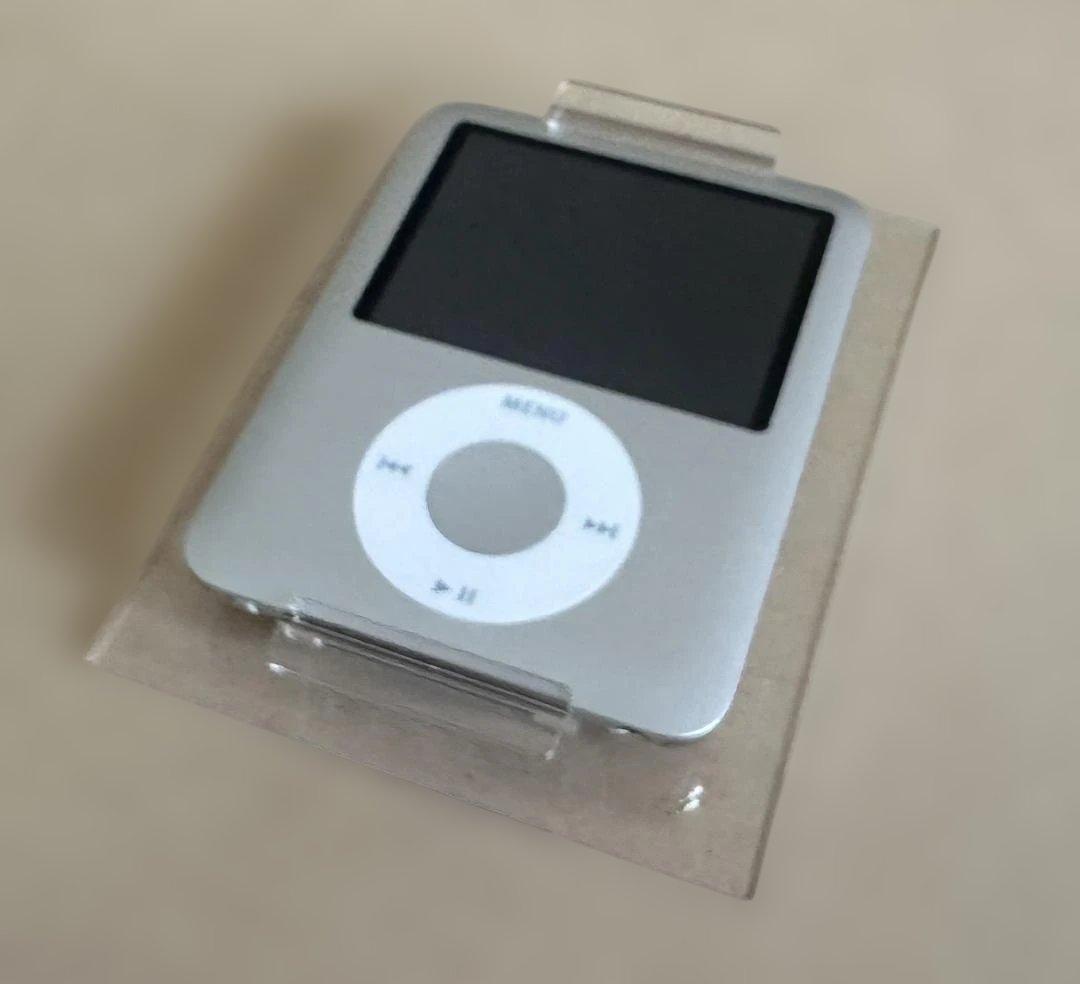 Apple iPod nano 未使用品ですが充電不良