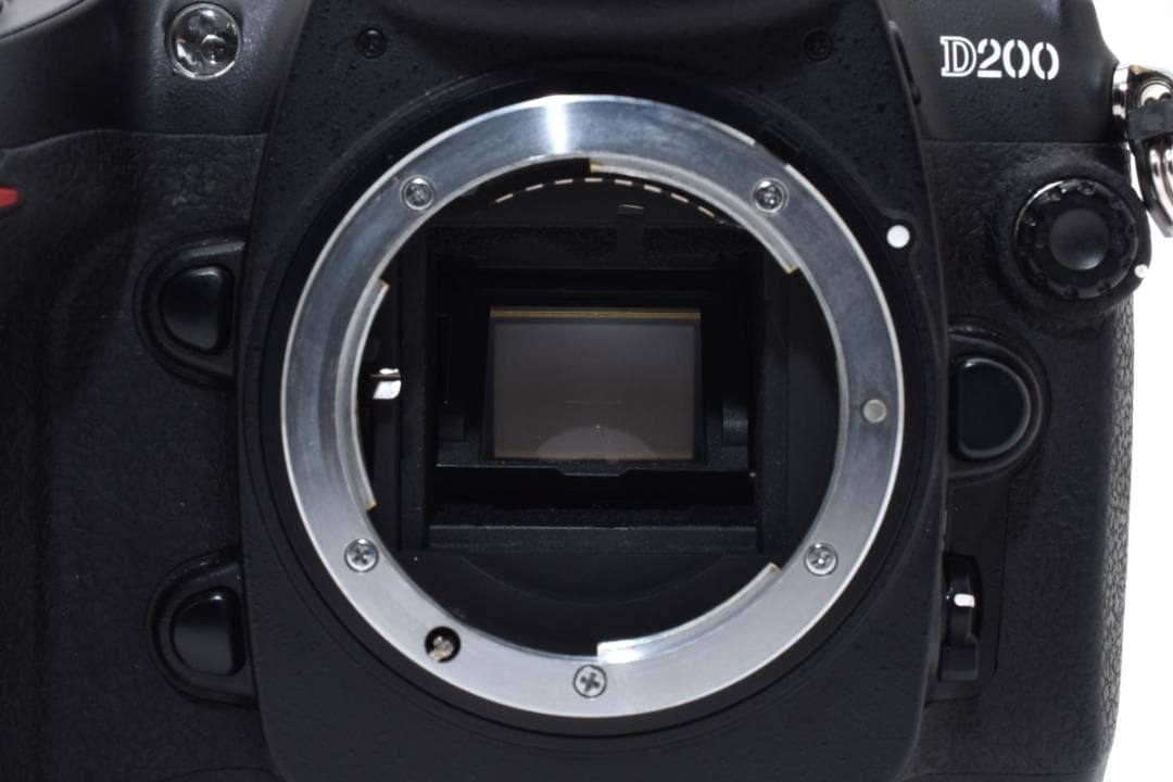 ■ 美品 ■ ニコン　Nikon D200 ボディ 《S数10010枚》#217